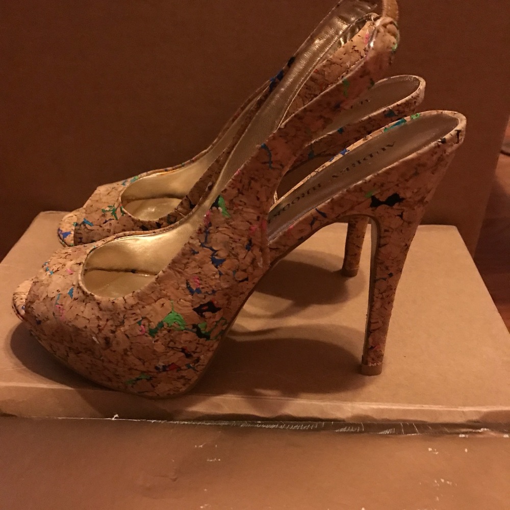 Aubrey Brooks size 8  sling backs